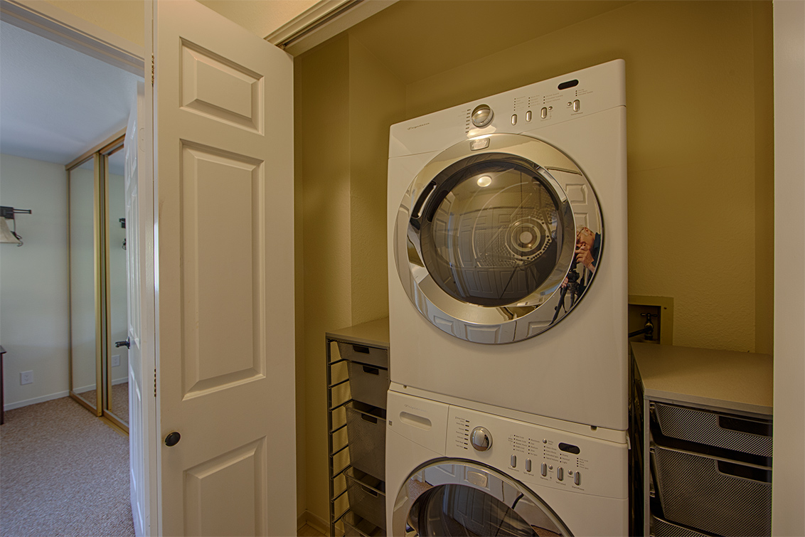 Laundry (A) picture - 181 Ada Ave #36, Mountain View 94043