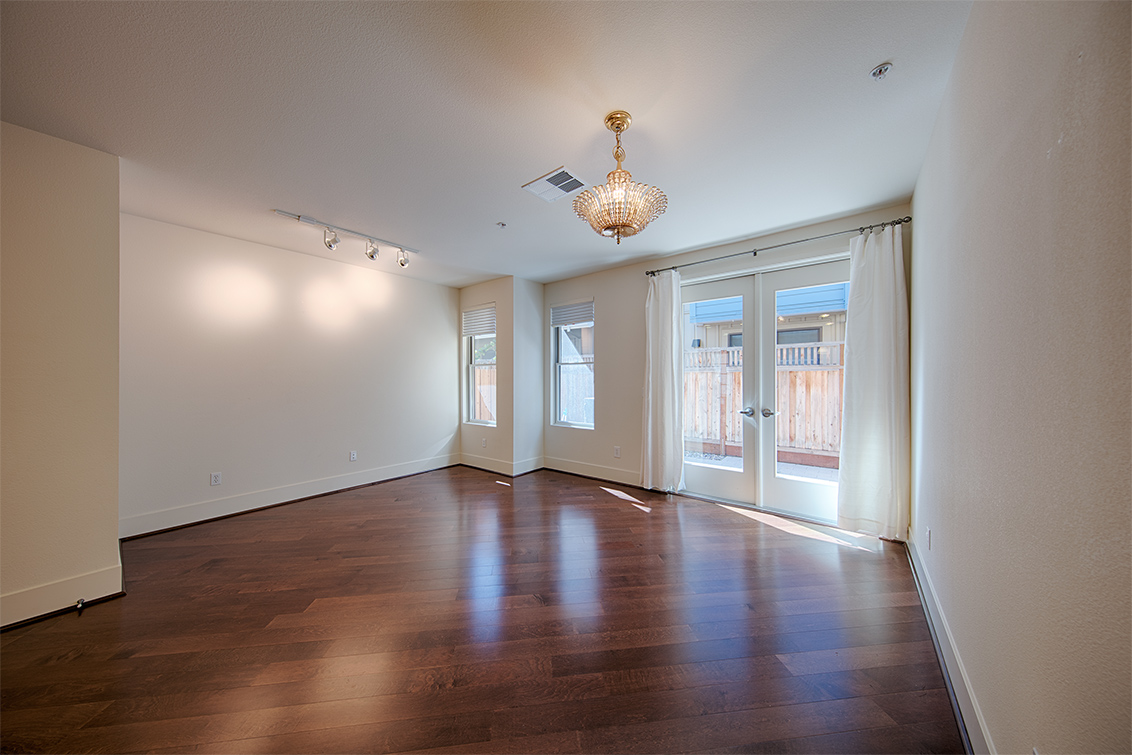 Living Room (B) picture - 894 Altaire Walk, Palo Alto 94303