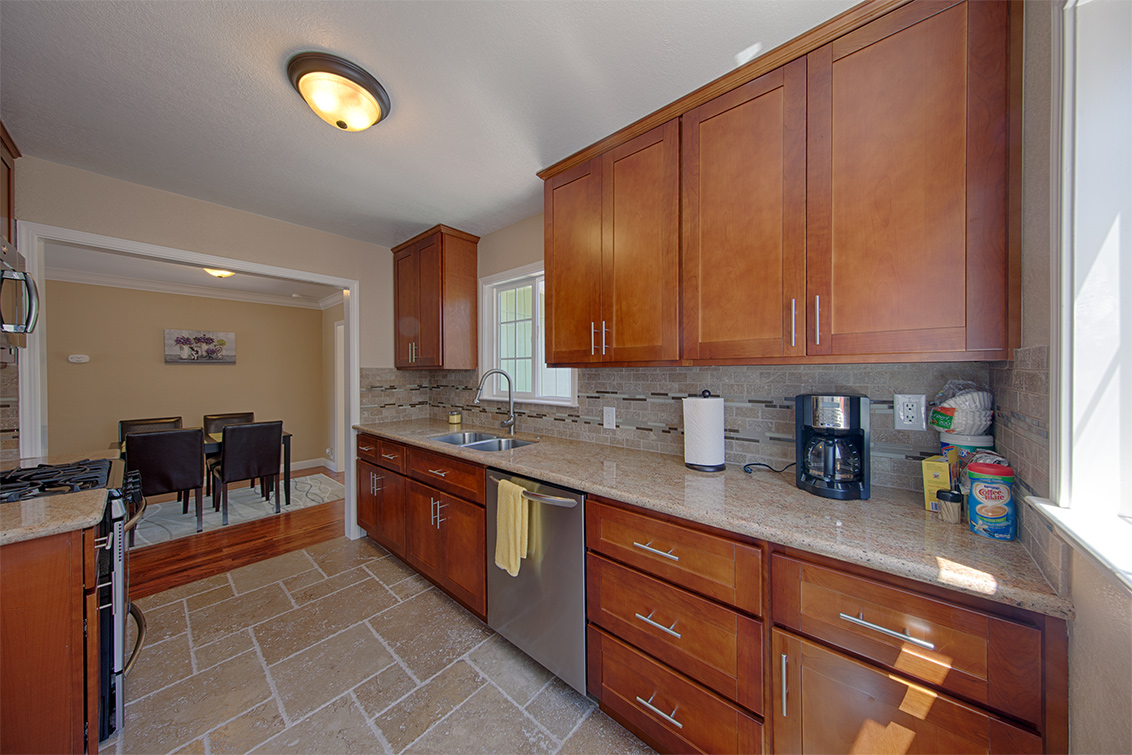 Kitchen (C) picture - 362 Bartlett Ave, Sunnyvale 94086