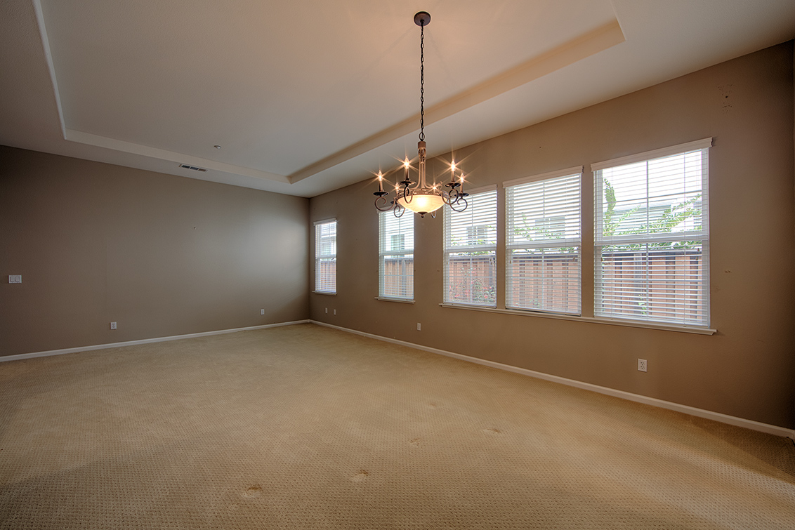 Dining Area (B) picture - 34948 Eastin Dr, Union City 94587