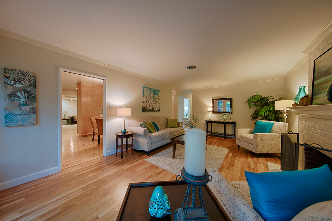 Living Room (B) picture - 888 Redbird Dr, San Jose 95125