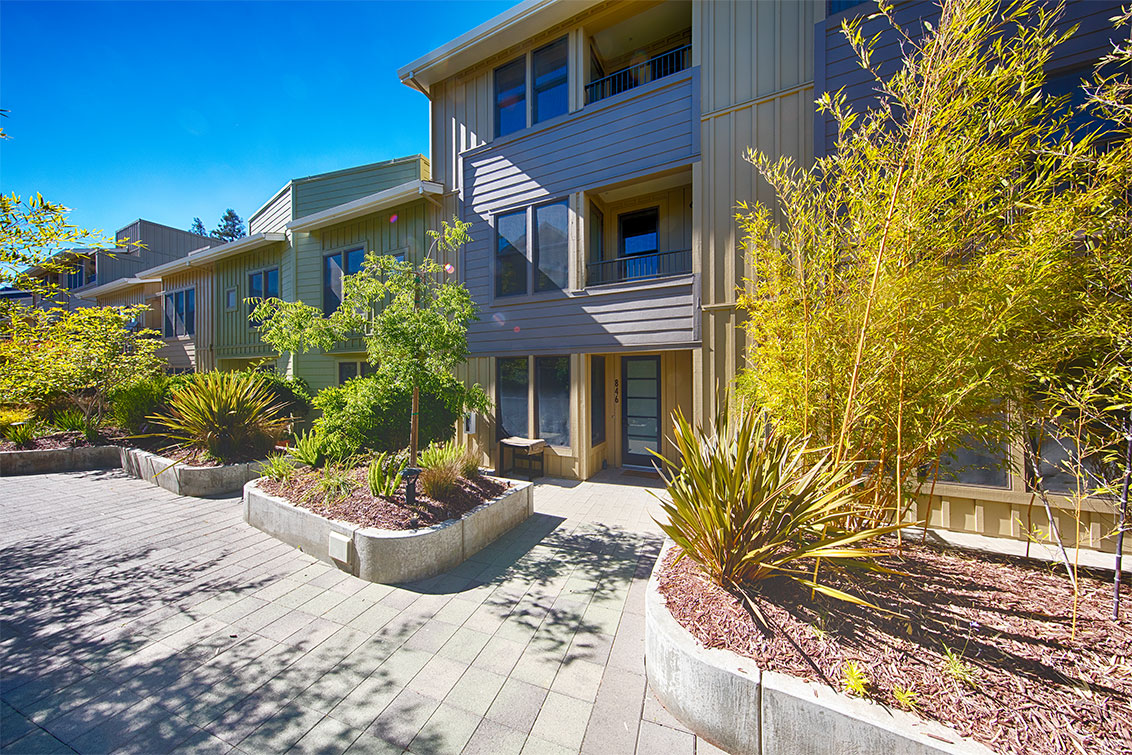 846 Altaire Walk - Palo Alto