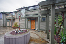 1345 alma st, Palo Alto