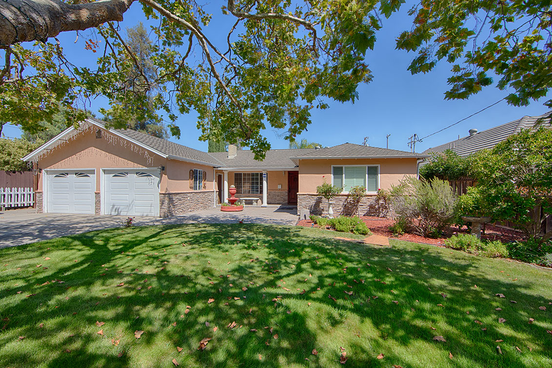 Scofield Dr - Cupertino