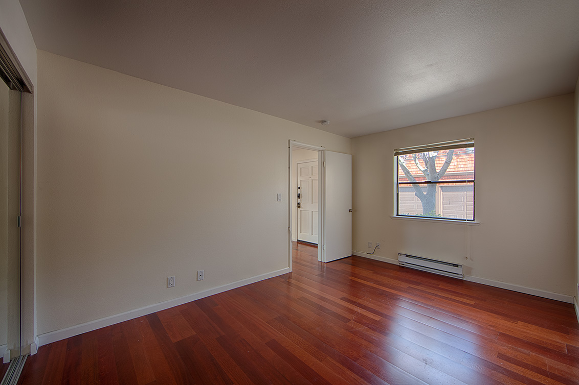 Bedroom 1 (C) picture - 566 Vista Ave, Palo Alto 94306