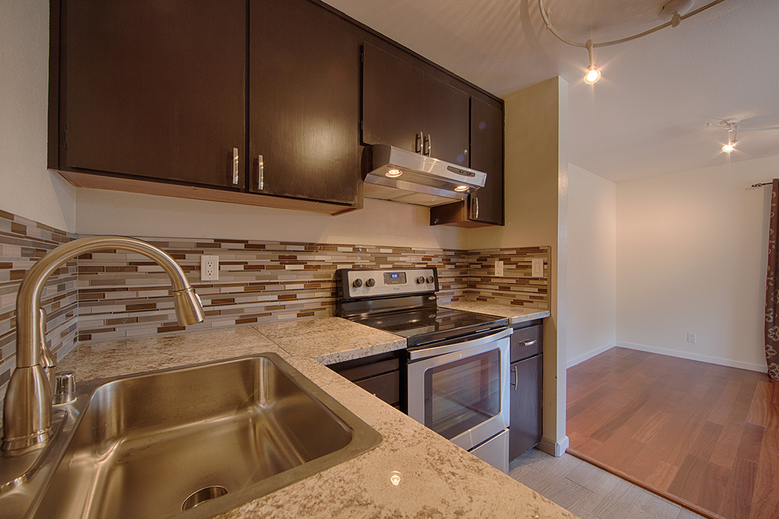 Kitchen (C) picture - 566 Vista Ave, Palo Alto 94306