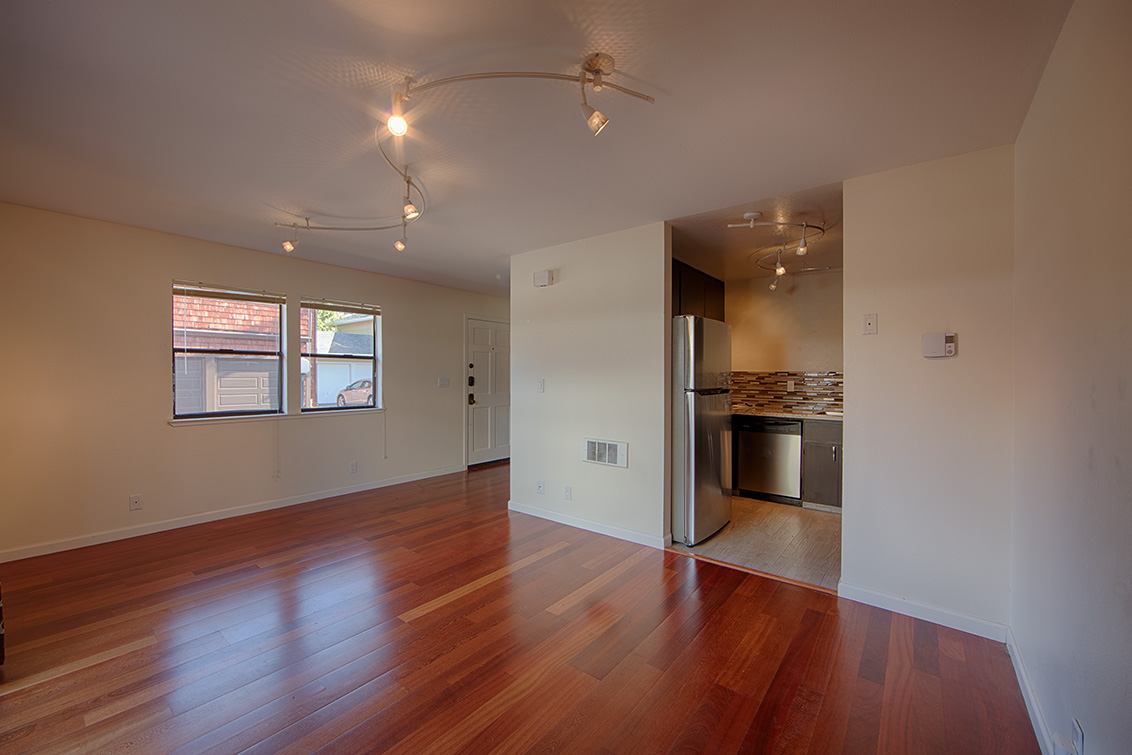 Living Room (C) picture - 566 Vista Ave, Palo Alto 94306
