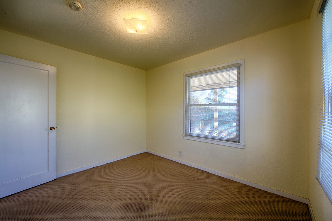 Bedroom 1 (B) Picture - 718 15th Ave, Menlo Park 94025 Bedroom 1 (B) picture - 718 15th Ave, Menlo Park 94025