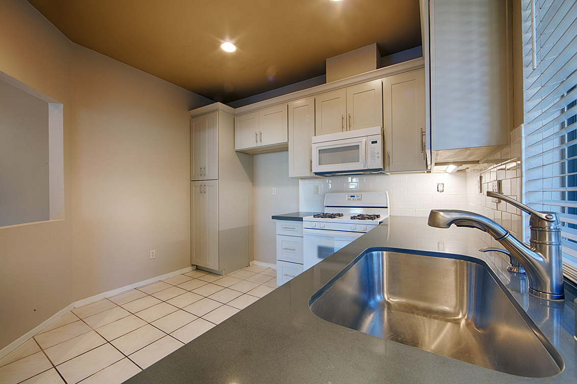 Kitchen (D) Picture - 337 Ballymore Cir, San Jose 95136 Kitchen (D) picture - 337 Ballymore Cir, San Jose 95136