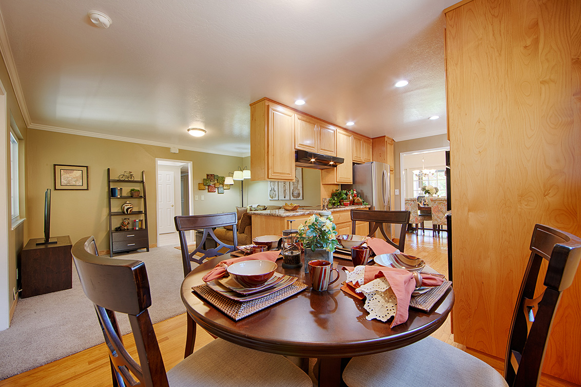 Breakfast Area (C) Picture - 105 Belglen Way, Los Gatos 95032 Breakfast Area (C) picture - 105 Belglen Way, Los Gatos 95032