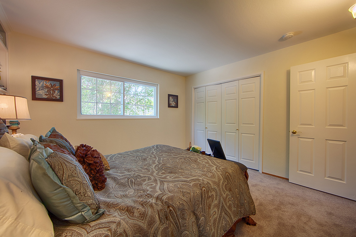 Master Bedroom (B) picture - 105 Belglen Way, Los Gatos 95032