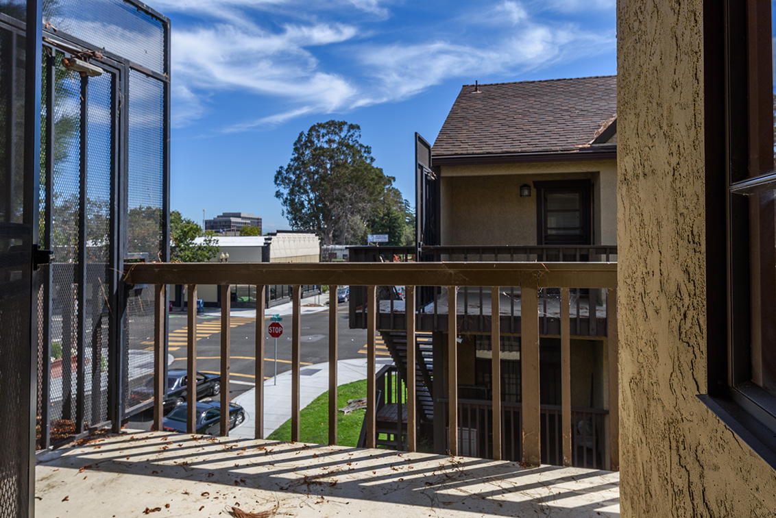 Balcony 2 (A) picture - 1126 Brewster Ave, Redwood City 94062