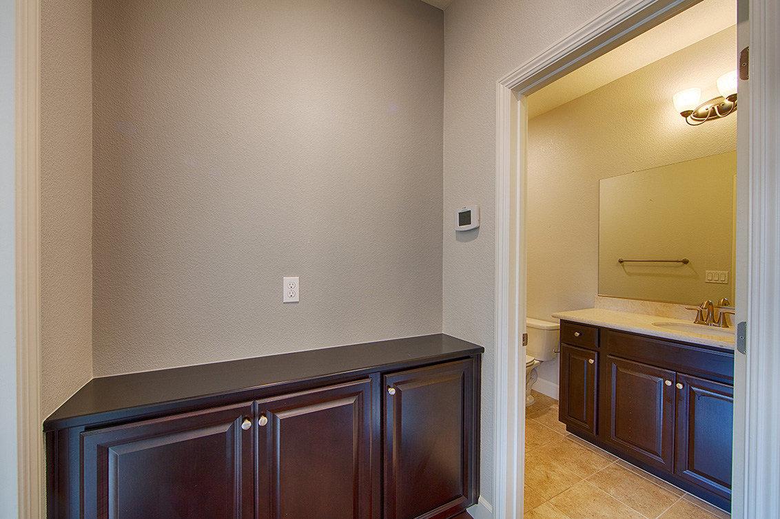 Hall (A) picture - 41559 Casabella Common, Fremont 94539