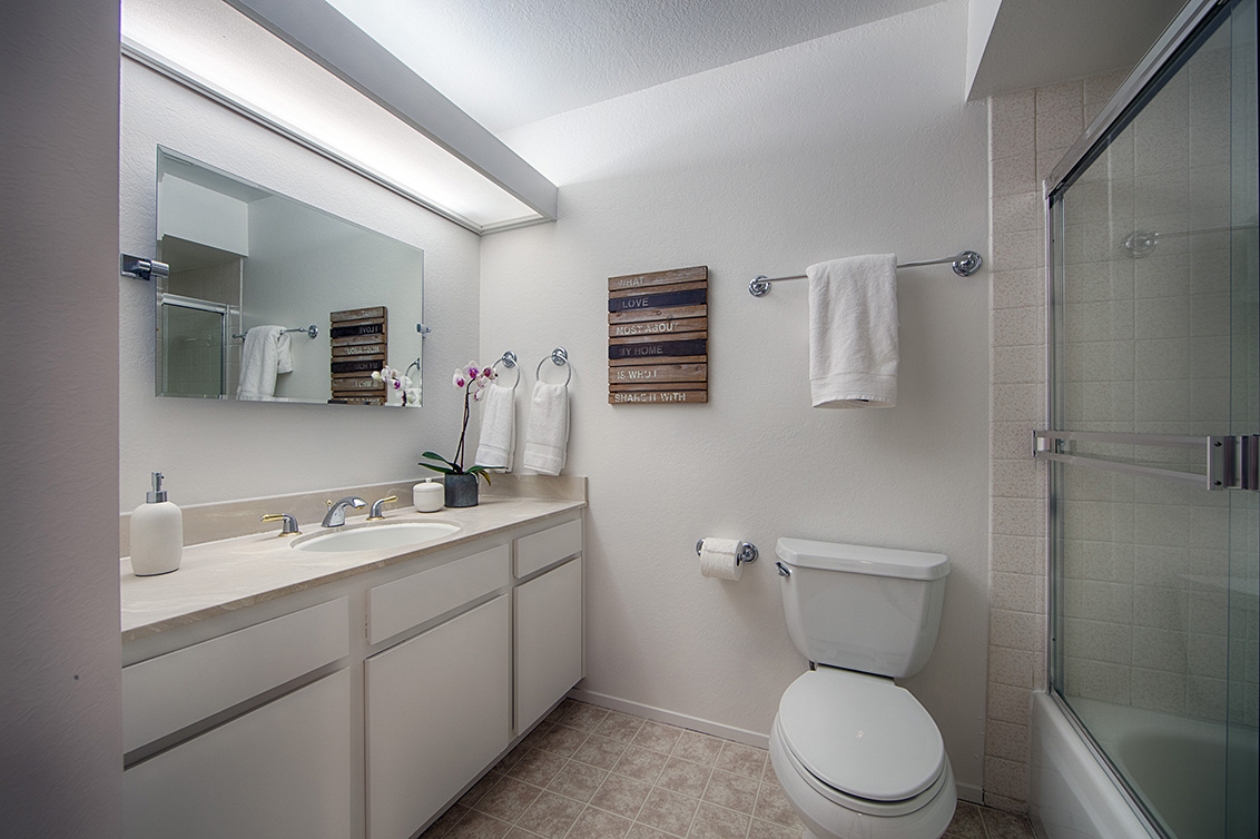 Bathroom (A) Picture - 1001 E Evelyn Ter 114, Sunnyvale 94086 Bathroom (A) picture - 1001 E Evelyn Ter 114, Sunnyvale 94086