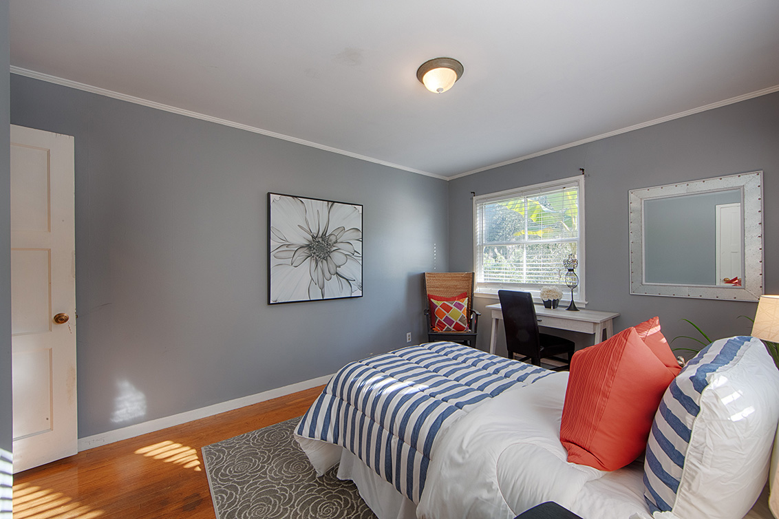 Bedroom 2 (B) picture - 1400 Edgewood Rd, Redwood City 94062