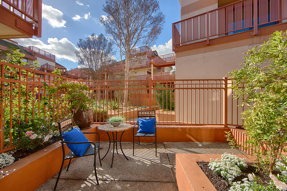 Patio (A) picture - 4151 El Camino Way E, Palo Alto 94306