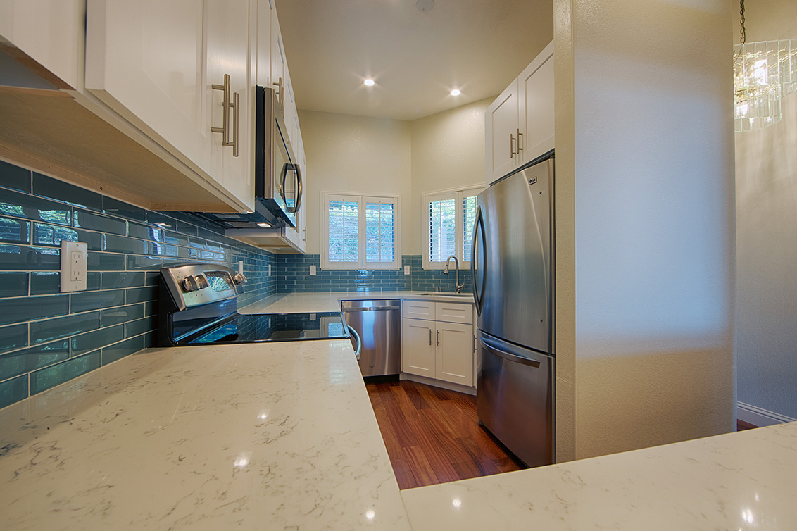 Kitchen (B) picture - 2 Elm St 202, San Carlos 94070