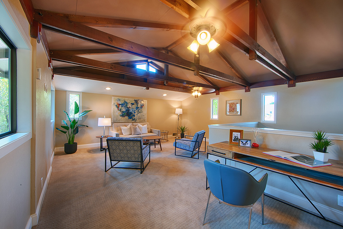 Family Room (A) Picture - 4123 Fair Oaks Ave, Menlo Park 94025 Family Room (A) picture - 4123 Fair Oaks Ave, Menlo Park 94025