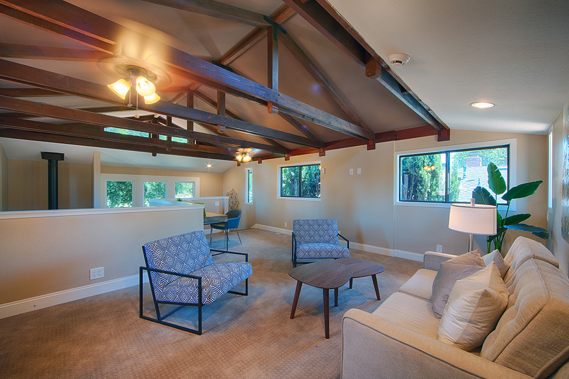 Family Room (C) Picture - 4123 Fair Oaks Ave, Menlo Park 94025 Family Room (C) picture - 4123 Fair Oaks Ave, Menlo Park 94025