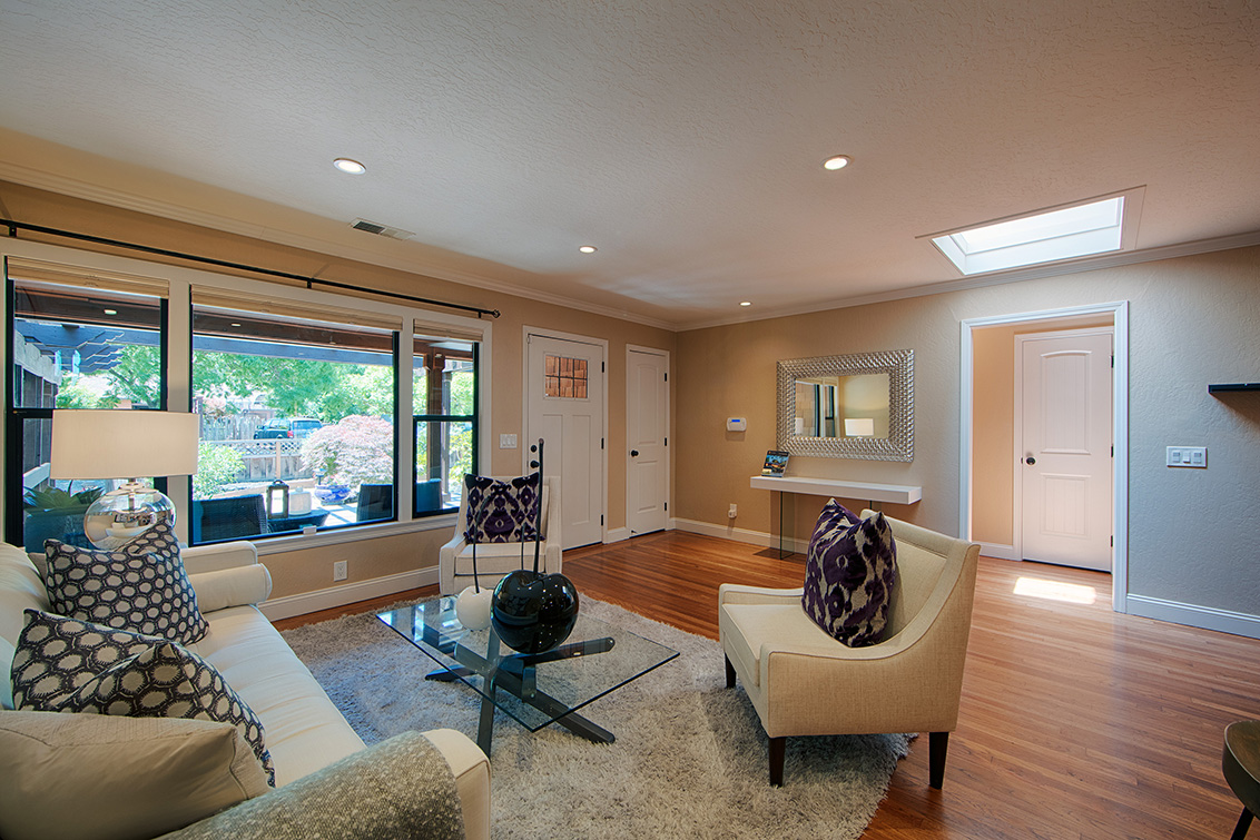Living Room (C) Picture - 4123 Fair Oaks Ave, Menlo Park 94025 Living Room (C) picture - 4123 Fair Oaks Ave, Menlo Park 94025