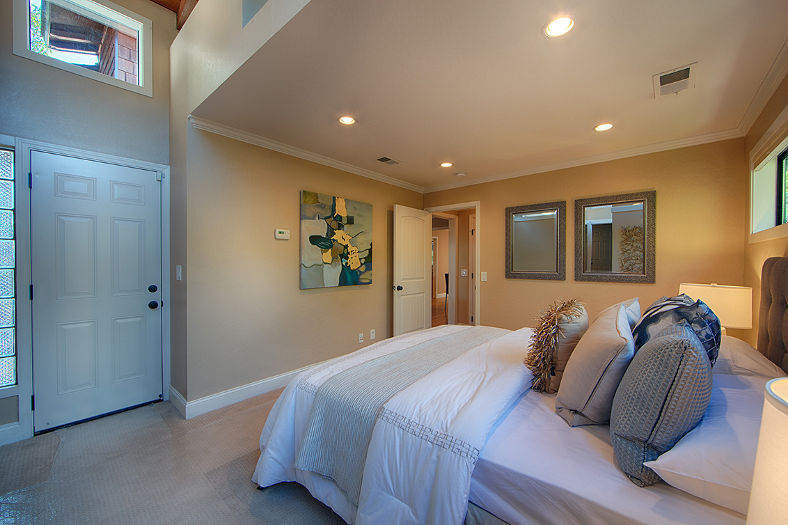 Master Bedroom (C) Picture - 4123 Fair Oaks Ave, Menlo Park 94025 Master Bedroom (C) picture - 4123 Fair Oaks Ave, Menlo Park 94025