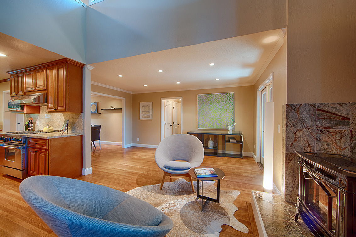 Sitting Room (B) Picture - 4123 Fair Oaks Ave, Menlo Park 94025 Sitting Room (B) picture - 4123 Fair Oaks Ave, Menlo Park 94025