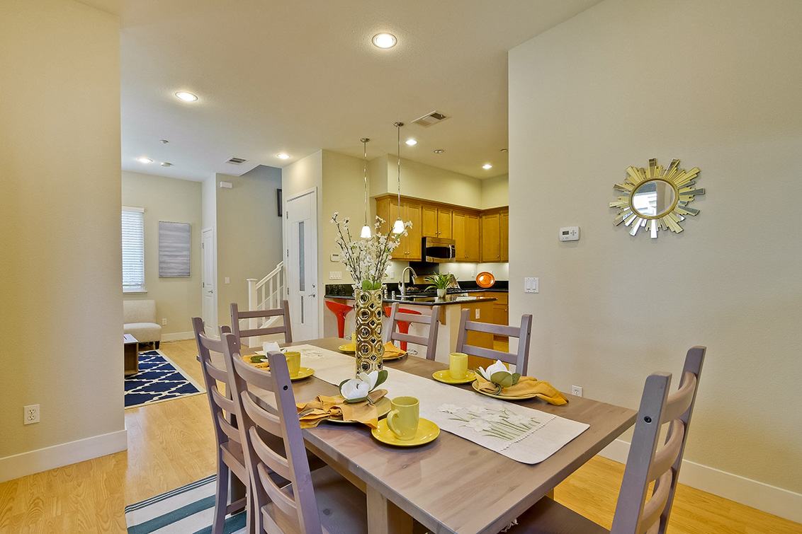 Dining Room (C) picture - 3732 Feather Ln, Palo Alto 94303