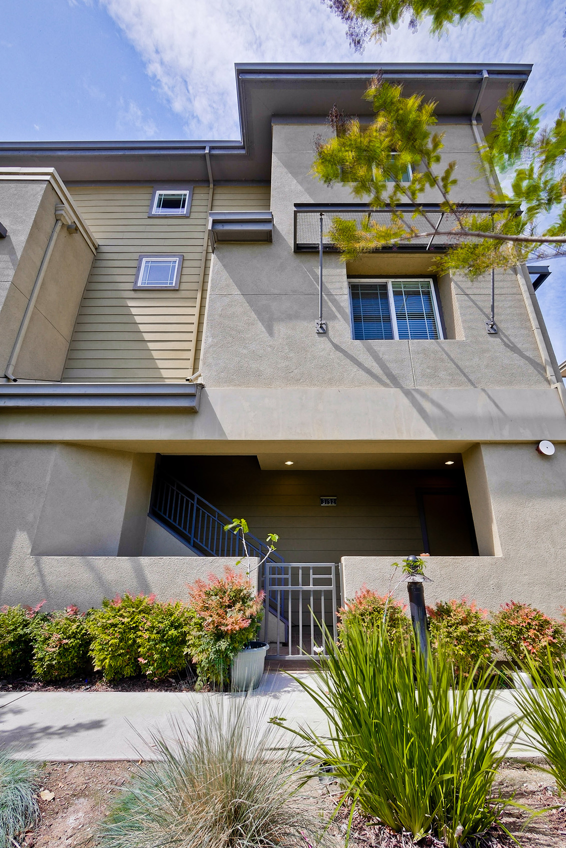 Front (F) picture - 3732 Feather Ln, Palo Alto 94303