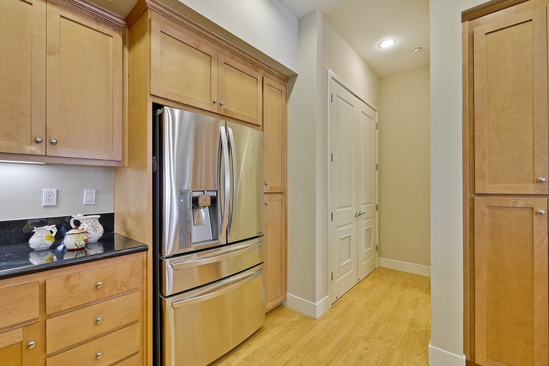 Kitchen (F) picture - 3732 Feather Ln, Palo Alto 94303