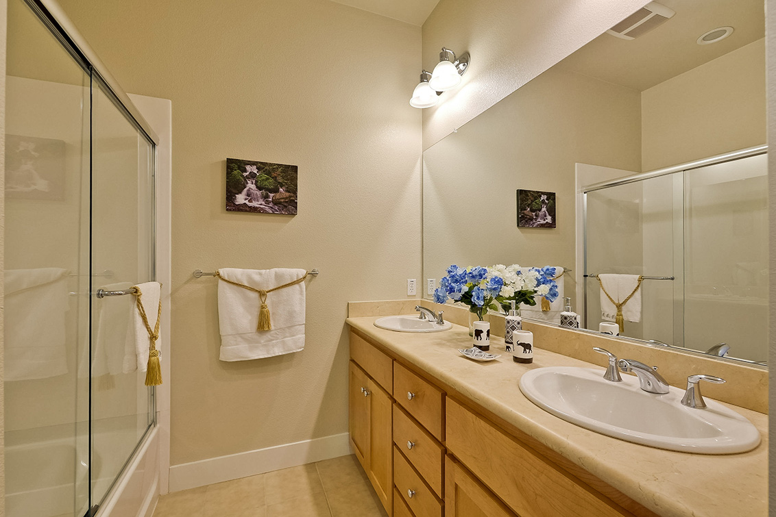Master Bathroom (A) picture - 3732 Feather Ln, Palo Alto 94303