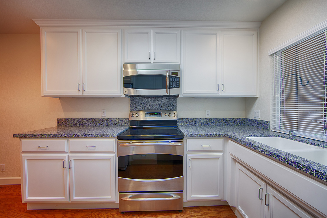 Kitchen (B) Picture - 10110 Firwood Dr, Cupertino 95014 Kitchen (B) picture - 10110 Firwood Dr, Cupertino 95014