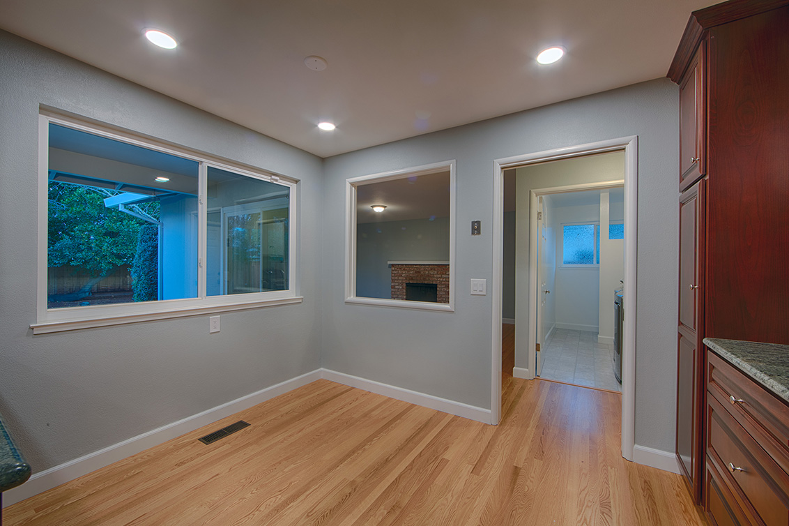 Breakfast Area (A) picture - 1855 Fordham Way, Mountain View 94040