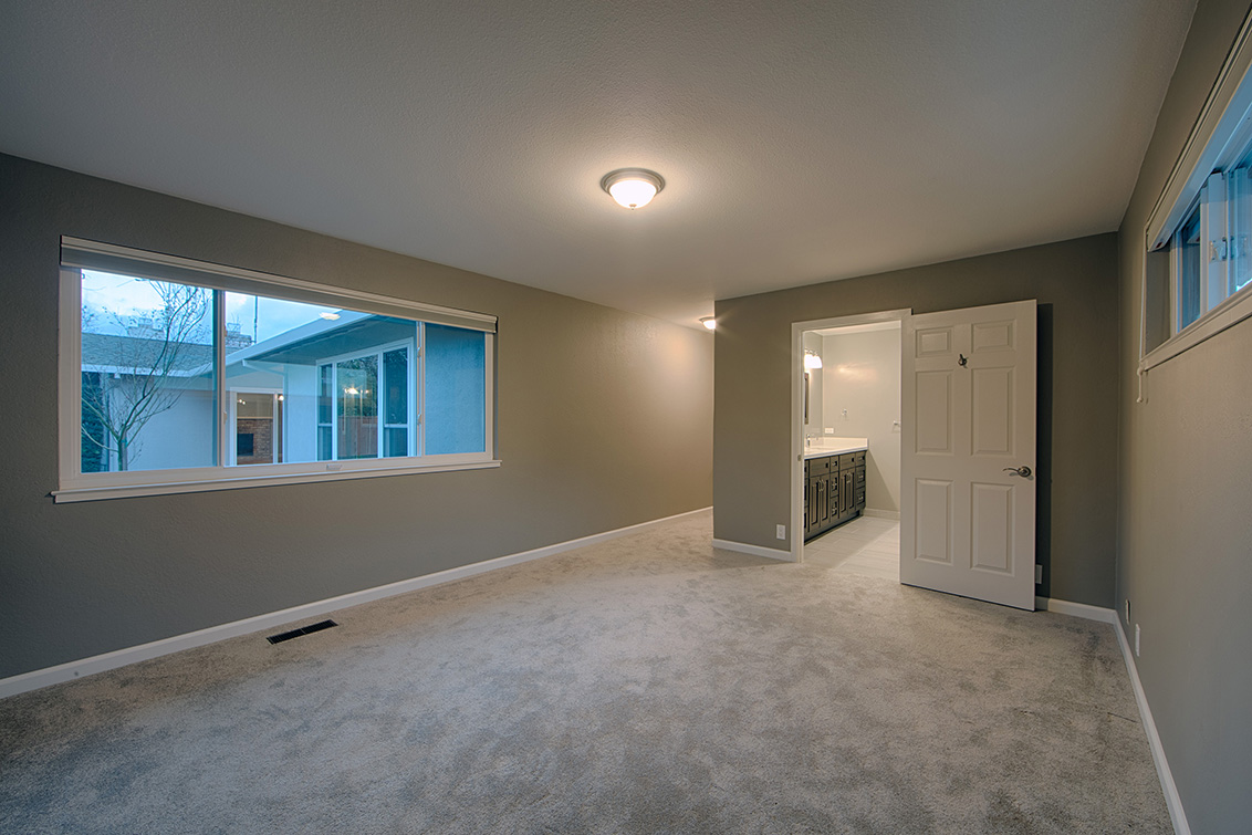 Master Bedroom (C) picture - 1855 Fordham Way, Mountain View 94040