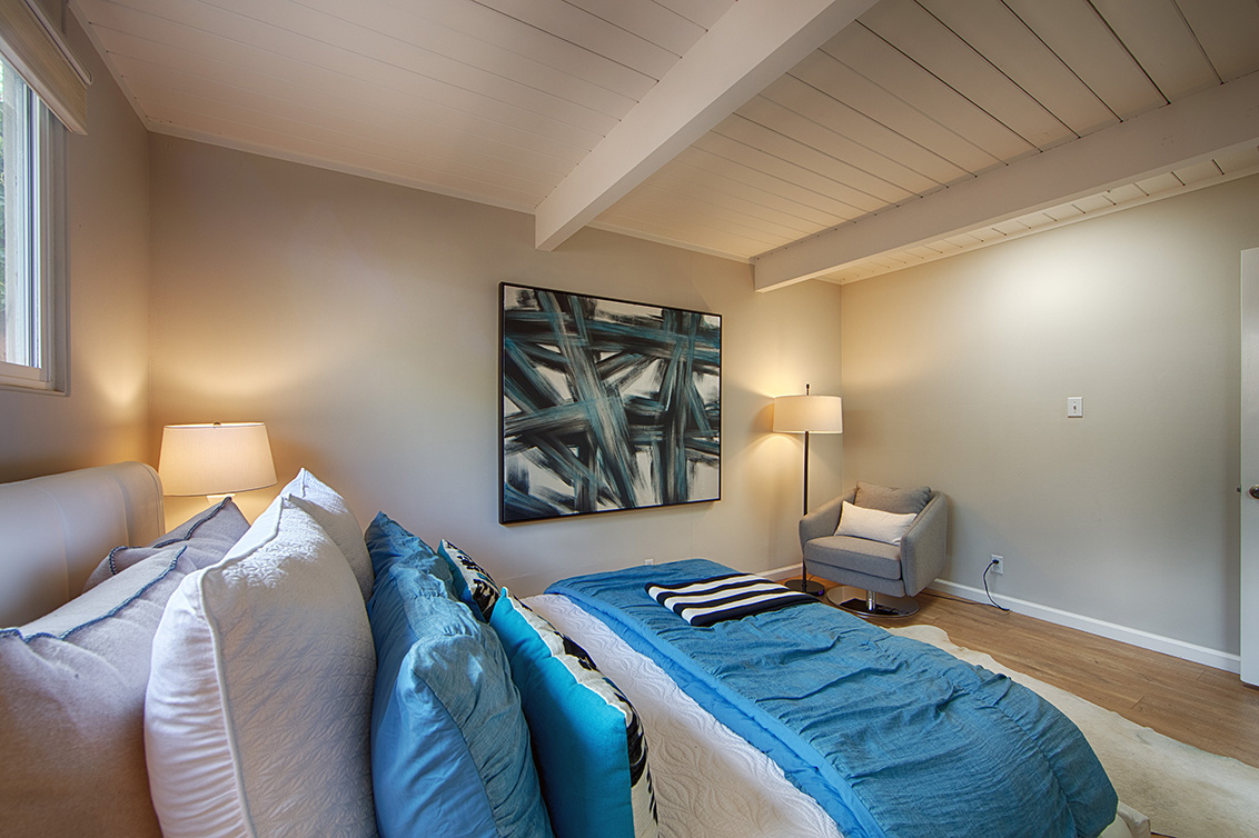 Bedroom 3 (B) picture - 3432 Greer Rd, Palo Alto 94303