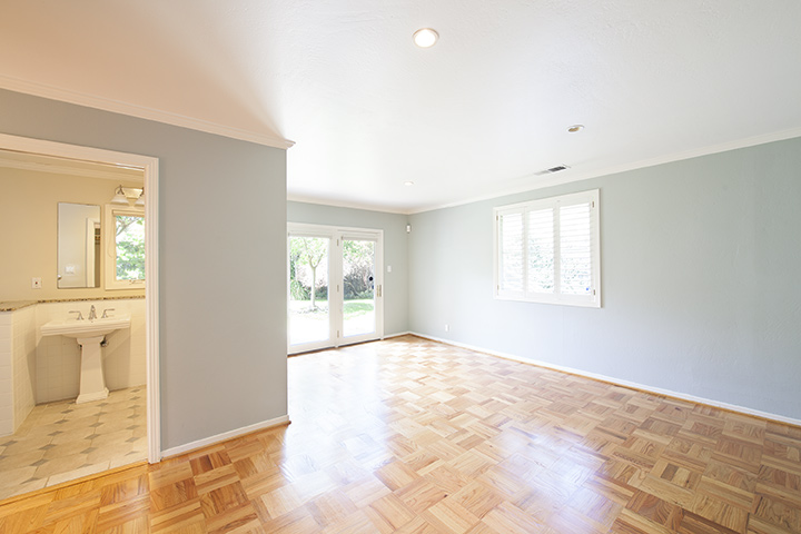 Master Bedroom (B) picture - 554 Hilbar Ln, Palo Alto 94303