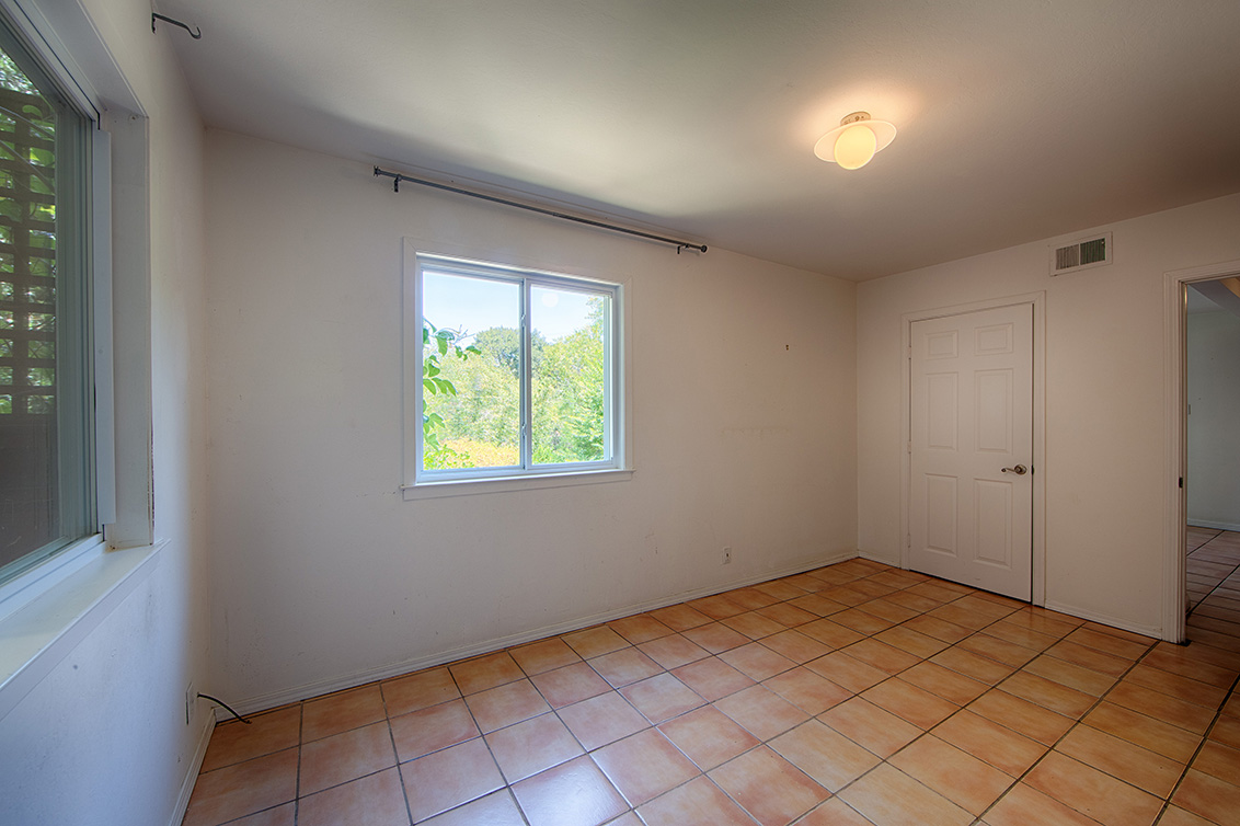 Bedroom 5 (B) picture - 3921 Kingridge Dr, San Mateo 94403