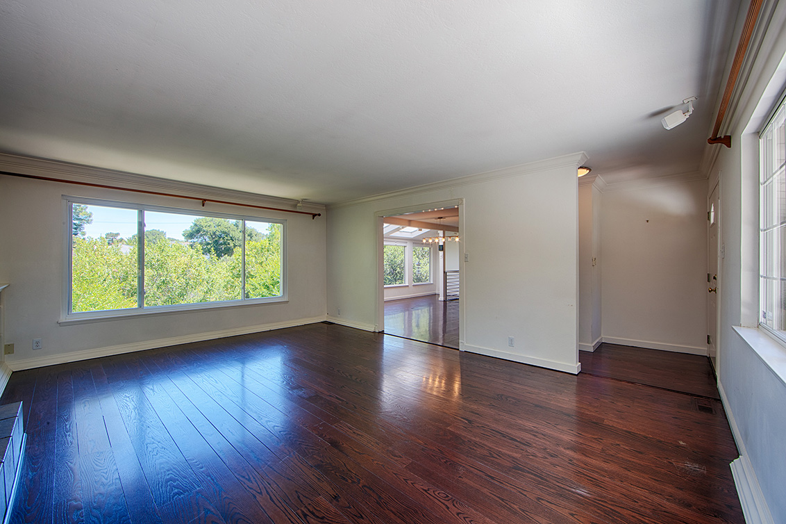 Living Room (D) picture - 3921 Kingridge Dr, San Mateo 94403