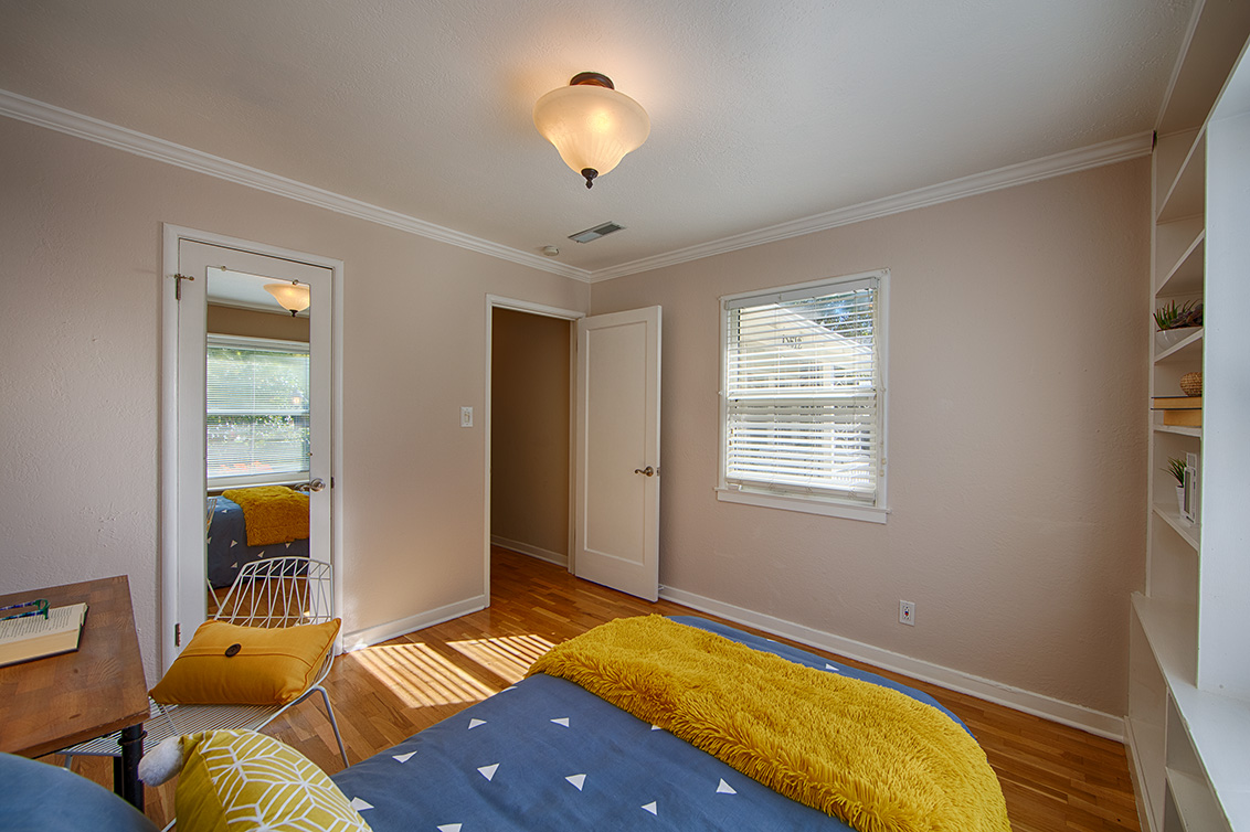 Bedroom 3 (C) Picture - 15612 Linda Ave, Los Gatos 95032 Bedroom 3 (C) picture - 15612 Linda Ave, Los Gatos 95032