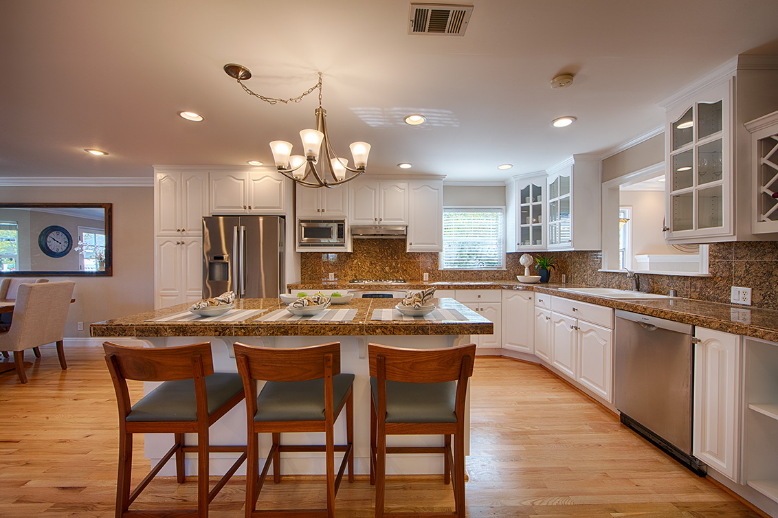 Kitchen (F) Picture - 15612 Linda Ave, Los Gatos 95032 Kitchen (F) picture - 15612 Linda Ave, Los Gatos 95032