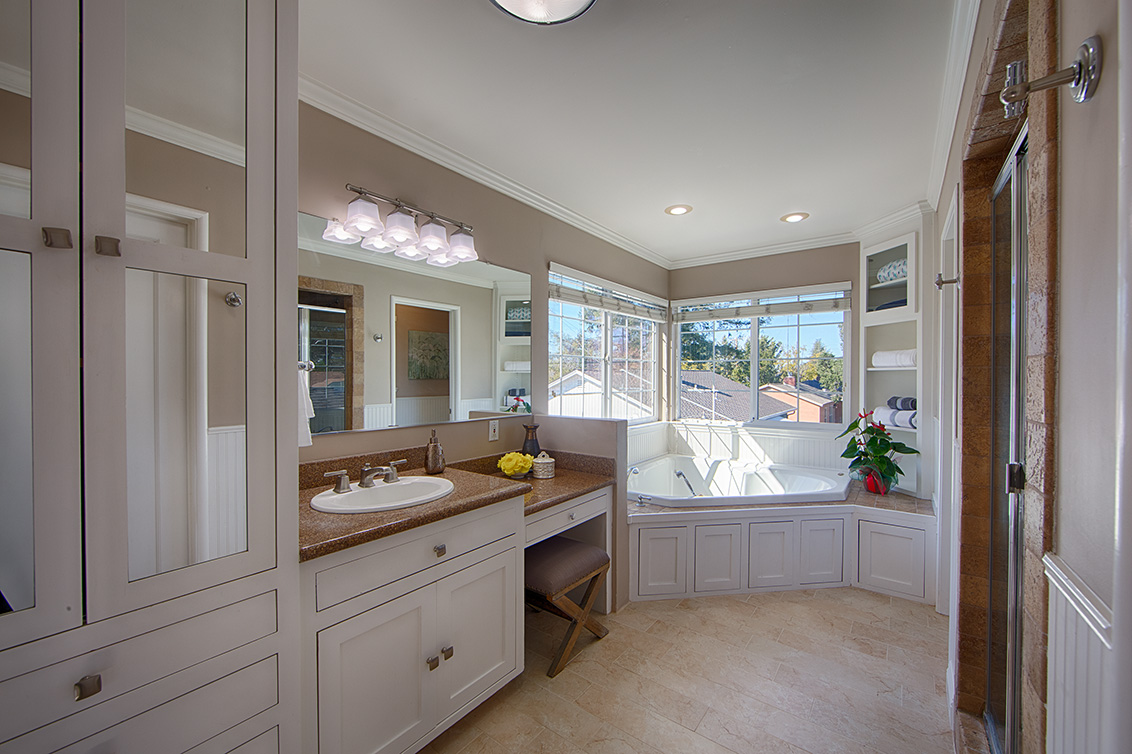 Master Bath (A) Picture - 15612 Linda Ave, Los Gatos 95032 Master Bath (A) picture - 15612 Linda Ave, Los Gatos 95032