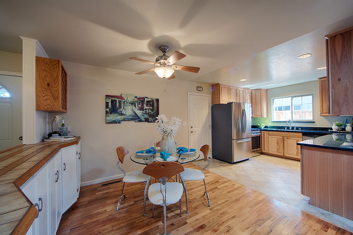 Dining Area (A) picture - 3466 Lindenoaks Dr, San Jose 95117
