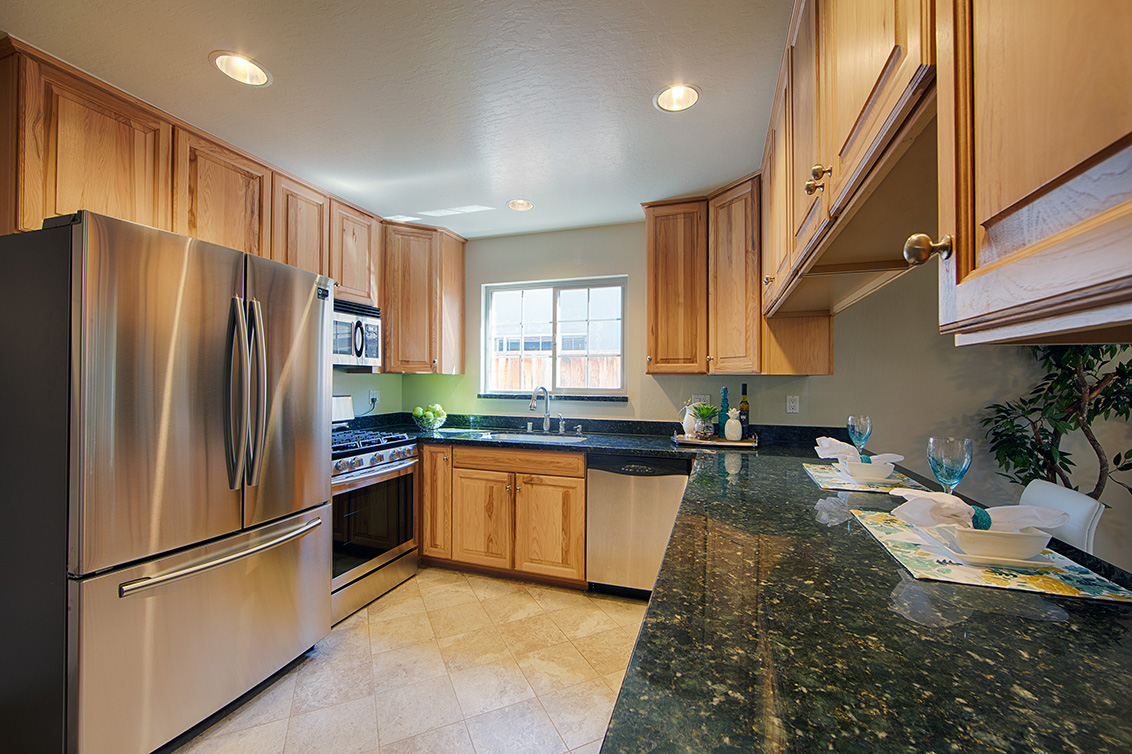 Kitchen (B) picture - 3466 Lindenoaks Dr, San Jose 95117