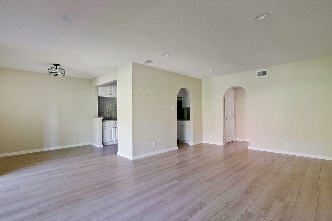 Living Room (B) picture - 2787 Mauricia Ave B, Santa Clara 95051