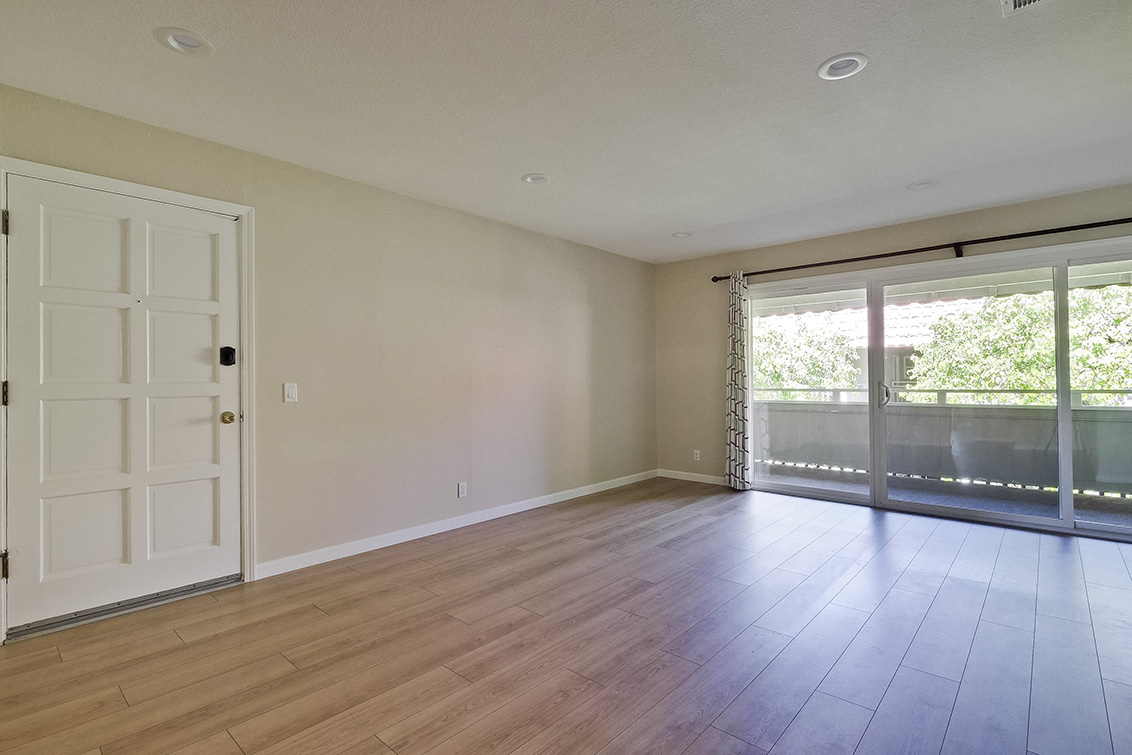 Living Room (D) picture - 2787 Mauricia Ave B, Santa Clara 95051