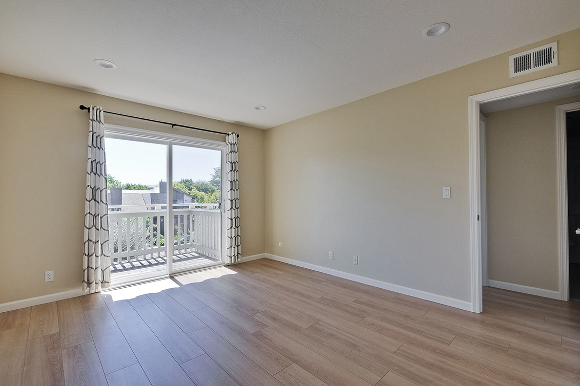 Master Bedroom (B) picture - 2787 Mauricia Ave B, Santa Clara 95051