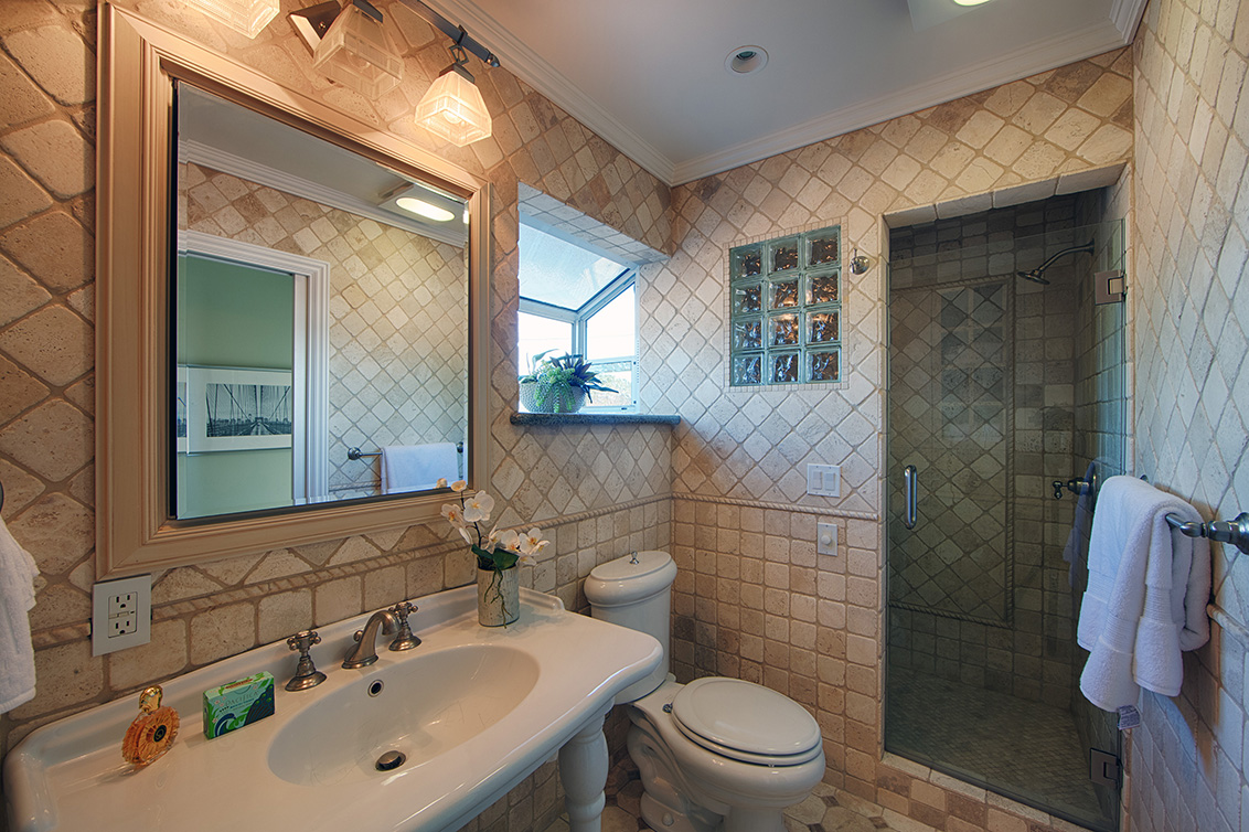 Master Bath (A) picture - 3524 Michael Dr, San Mateo 94403