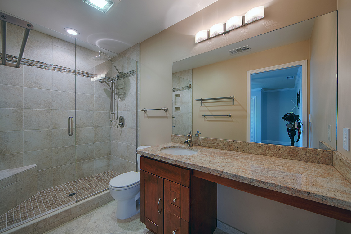 Bathroom 4 (A) Picture - 800 Mulberry Ln, Sunnyvale 94087 Bathroom 4 (A) picture - 800 Mulberry Ln, Sunnyvale 94087