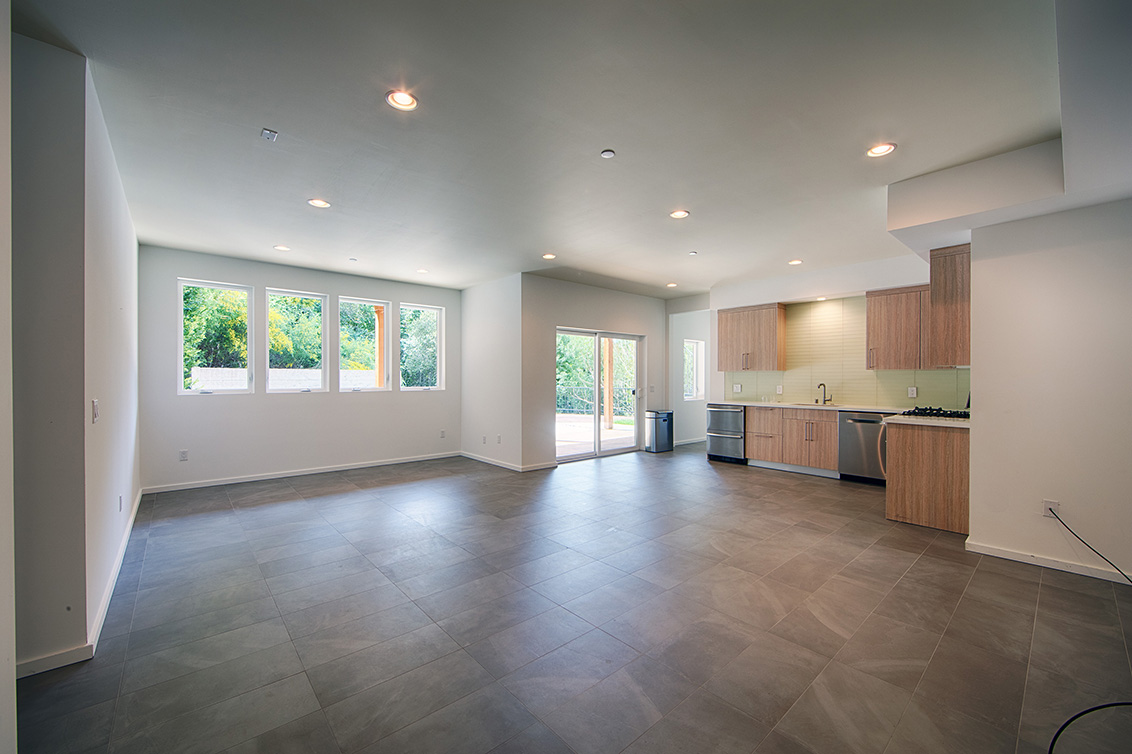 Downstairs Great Room (A) picture - 16860 Quarry Rd, Los Gatos 95030