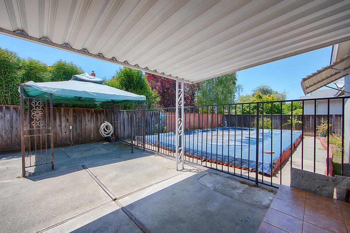Backyard (A) picture - 1723 Queens Crossing Dr, San Jose 95132