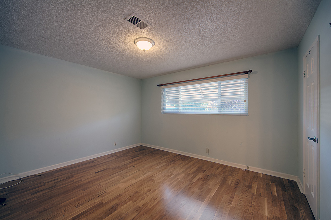 Master Bedroom (A) picture - 1723 Queens Crossing Dr, San Jose 95132